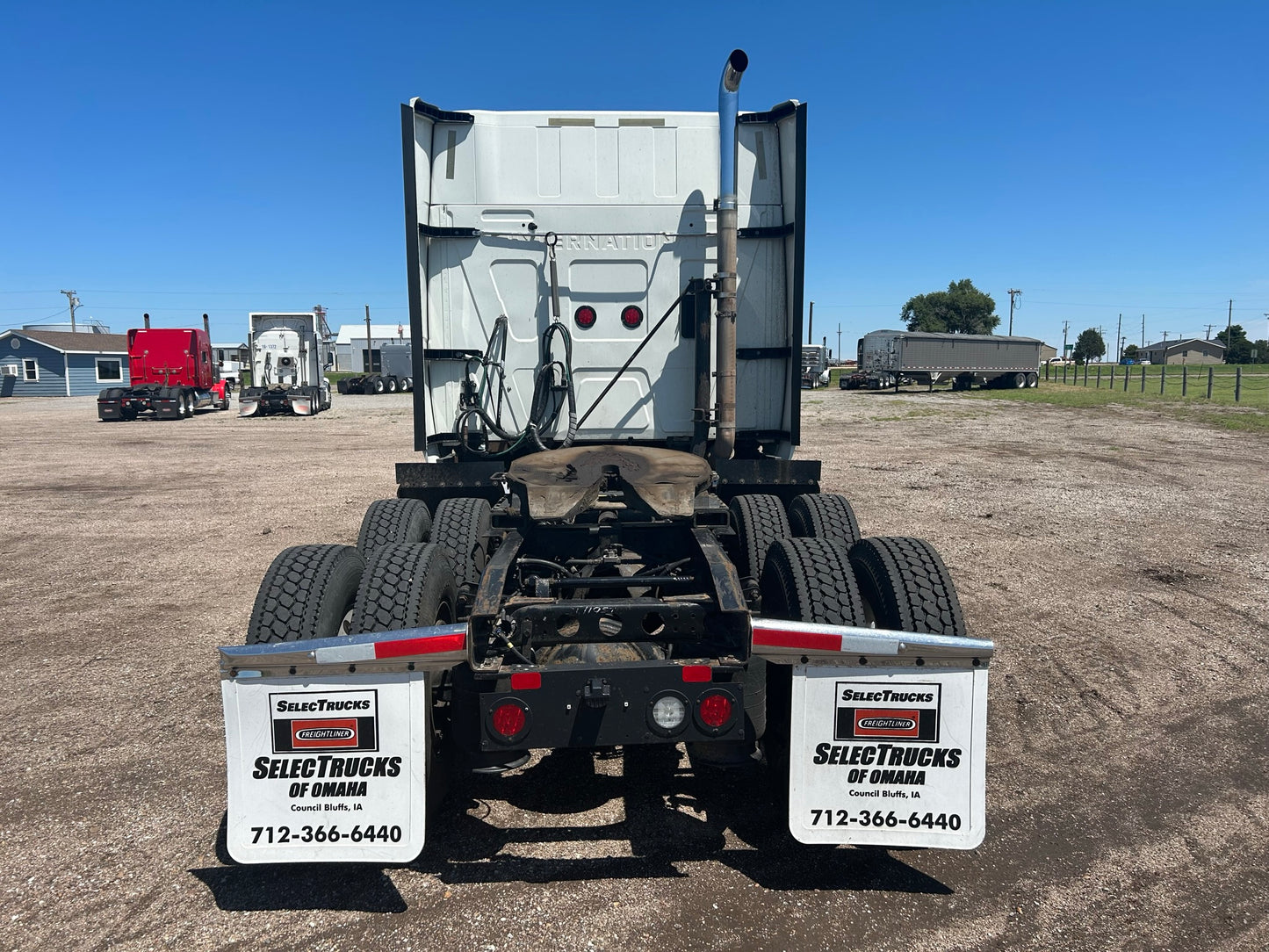 2014 International Prostar 122