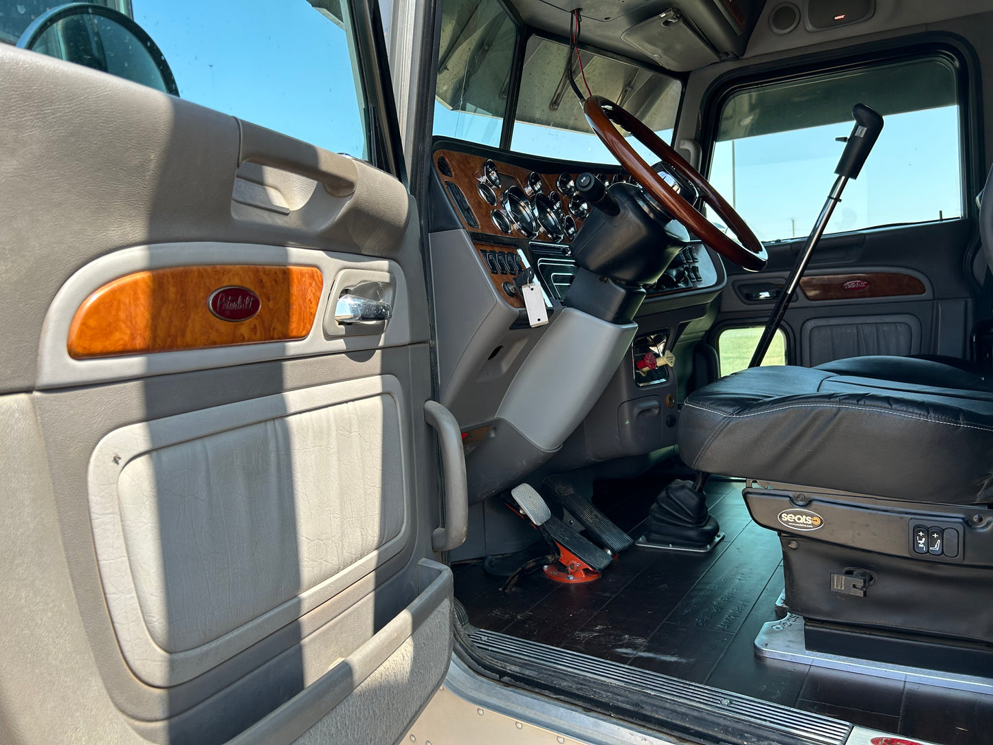 2008 Peterbilt 389