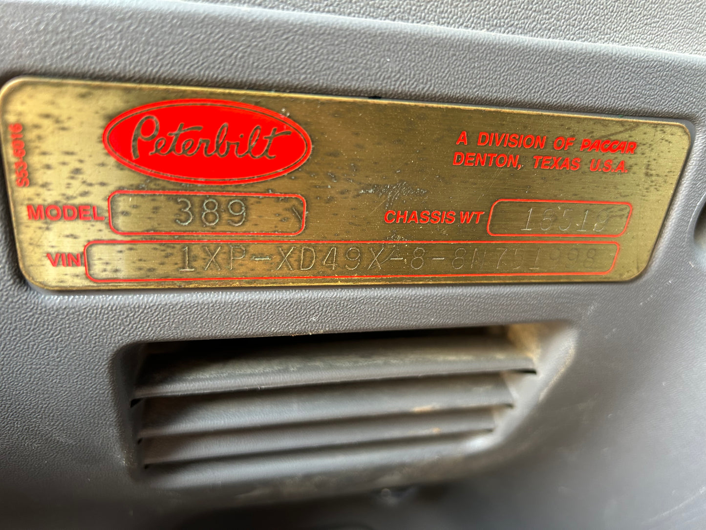 2008 Peterbilt 389
