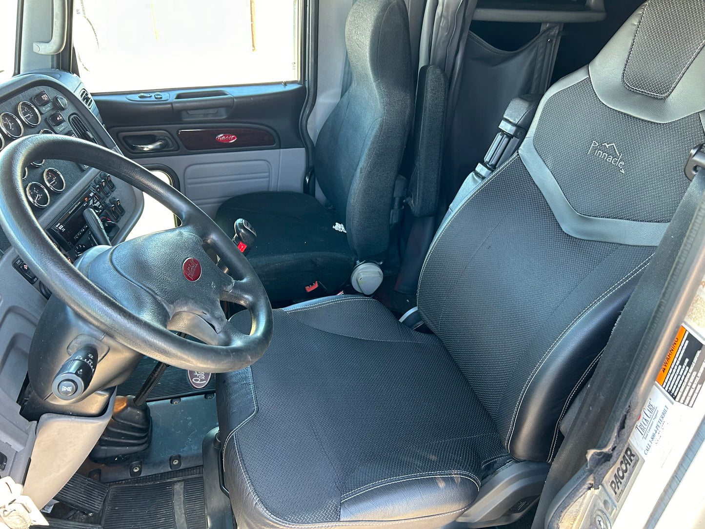 2019 Peterbilt 389
