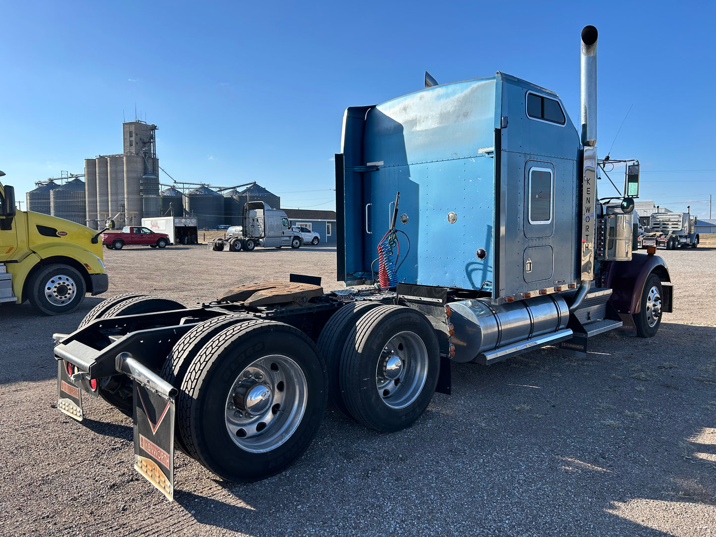 1999 Kenworth W900L