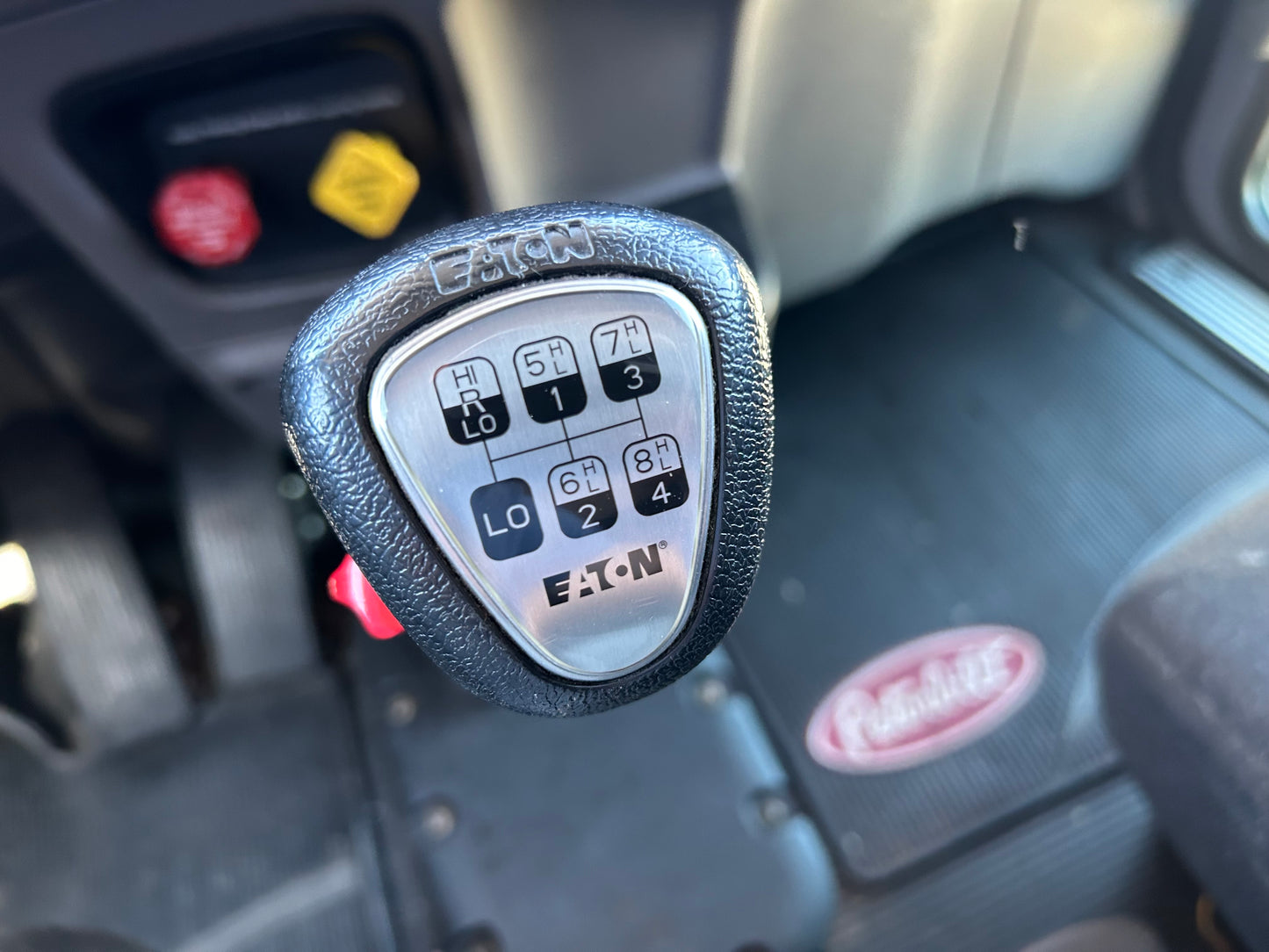 2019 Peterbilt 389
