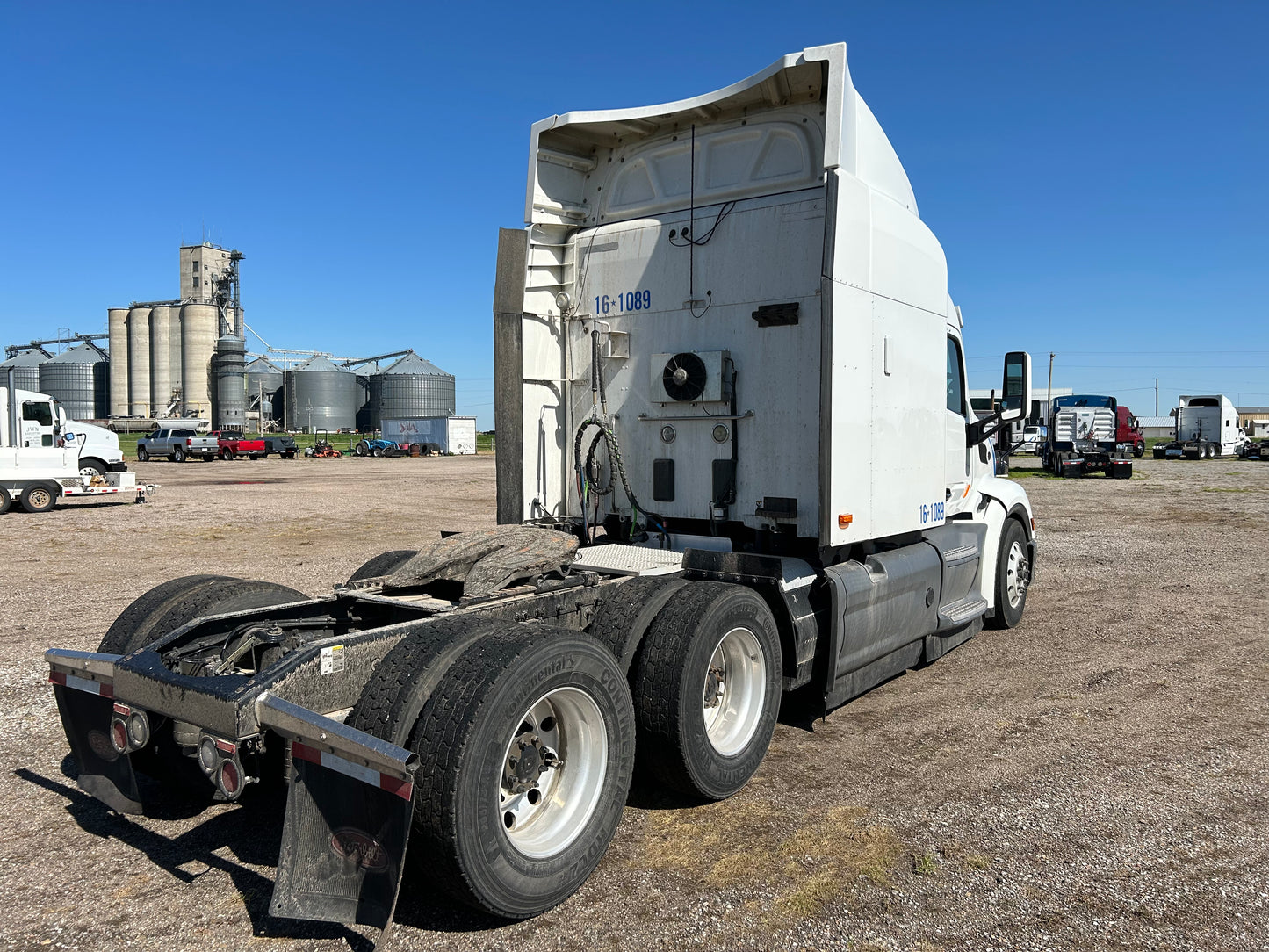 2016 Peterbilt 579