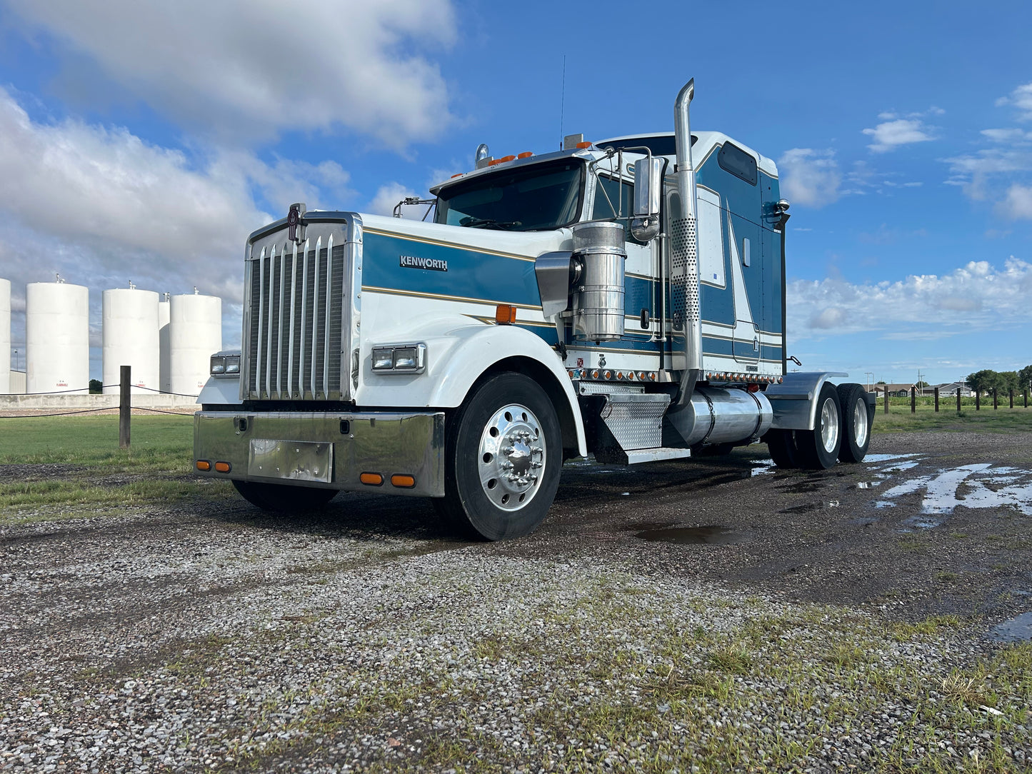 2005 Kenworth W900L