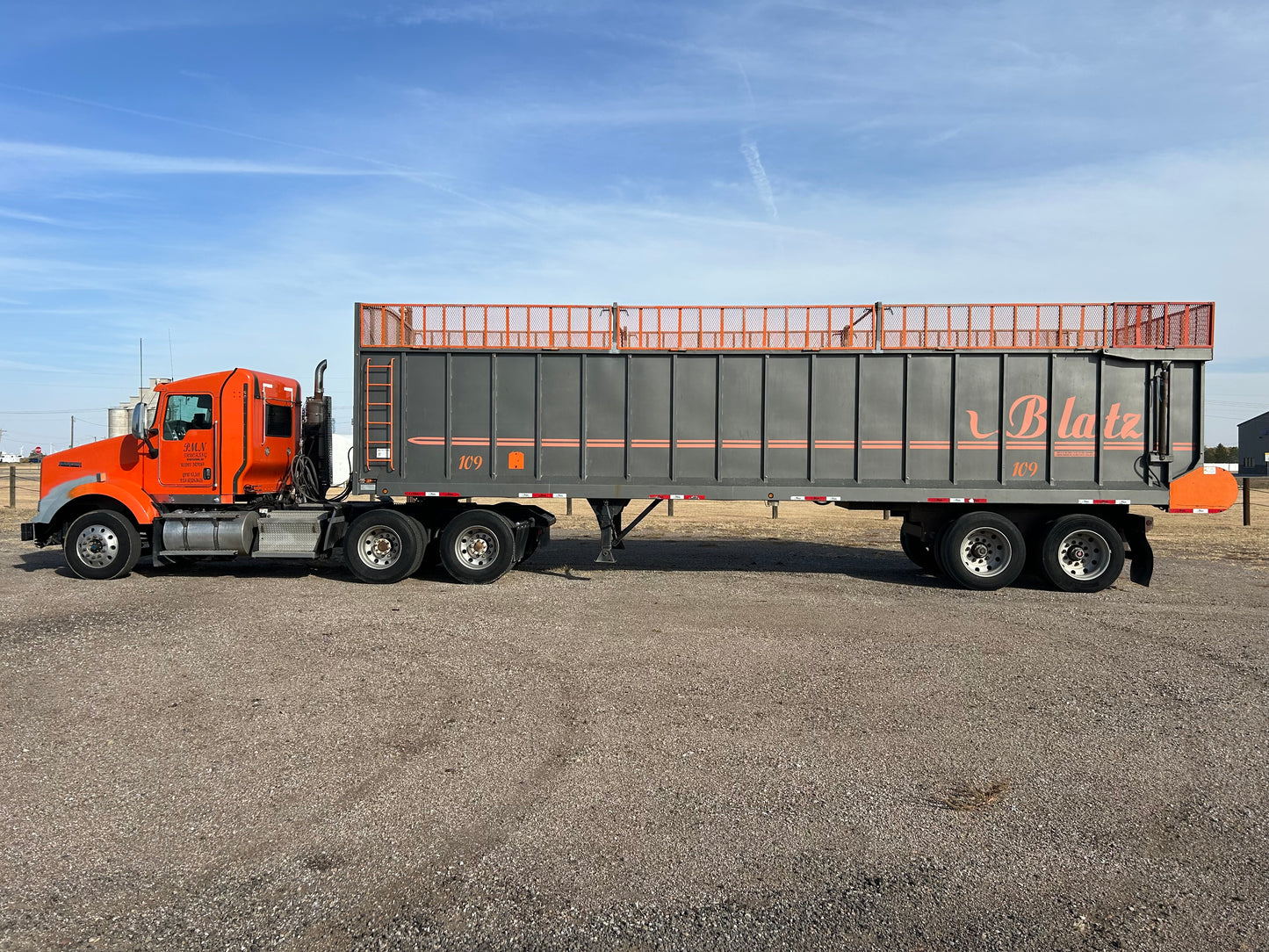 2015 Blatz Silage Trailer