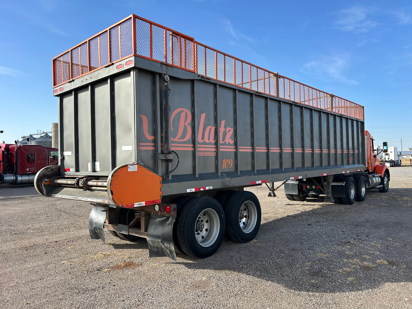 2015 Blatz Silage Trailer