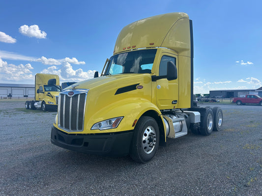 2022 Peterbilt 579
