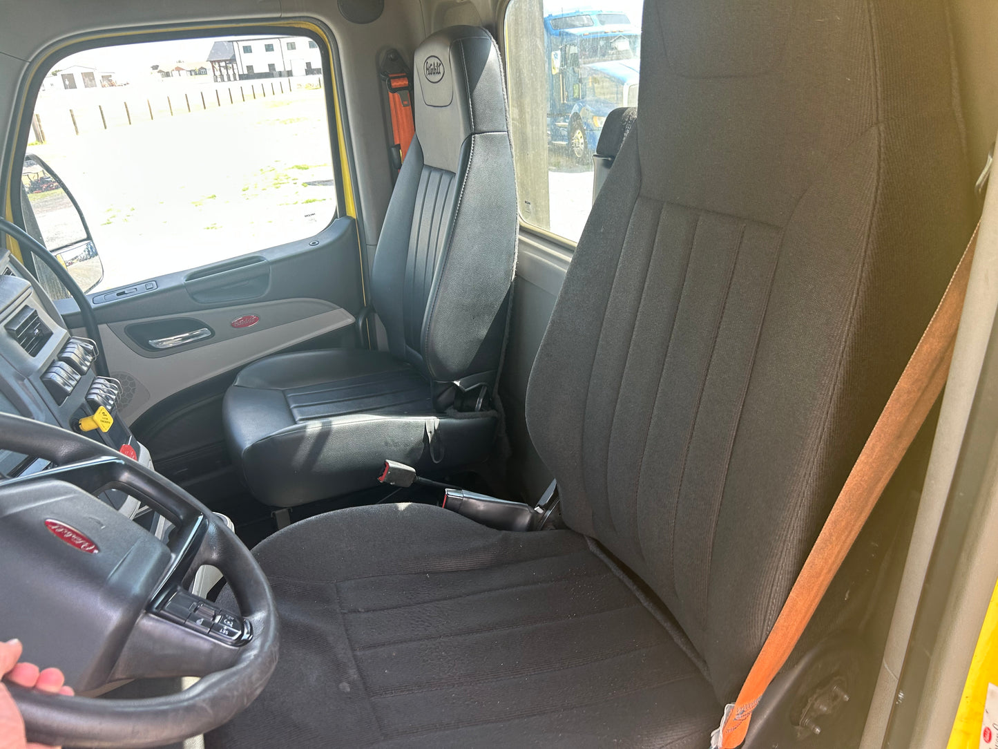 2022 Peterbilt 579