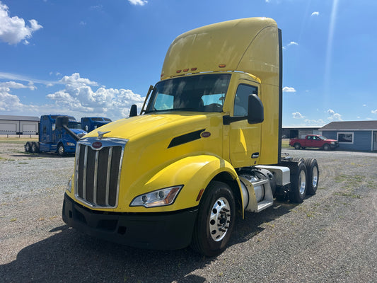 2023 Peterbilt 579