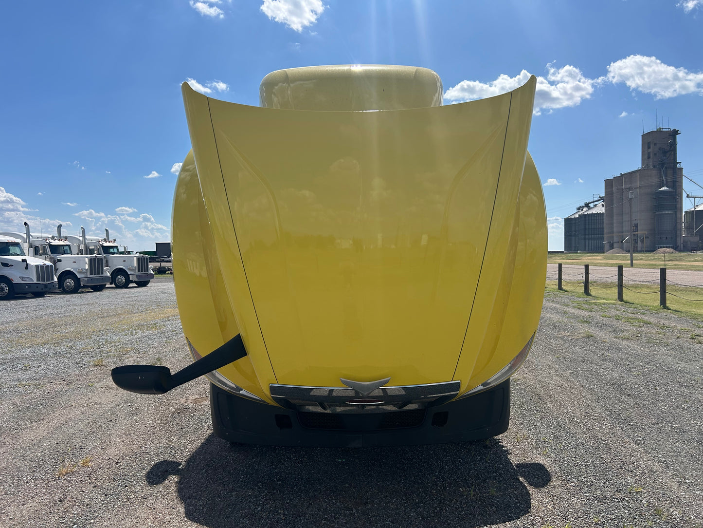 2023 Peterbilt 579