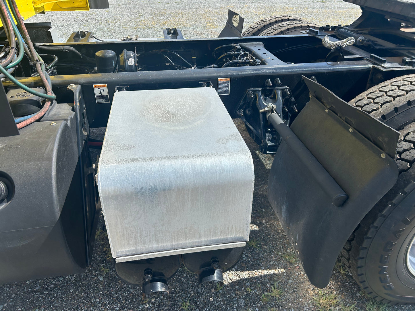 2023 Peterbilt 579